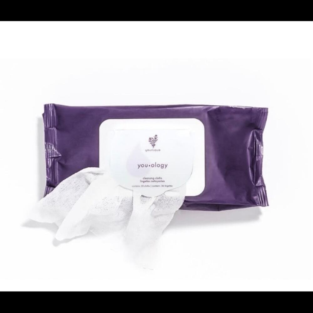 Younique You ology Cleansing Clothes